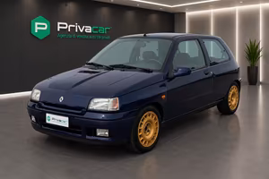 RENAULT Clio 1.8i 16V cat