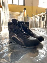 SCARPE TECNICHE MOTO UOMO V4