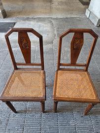 Coppia di sedie d'epoca in legno e paglia