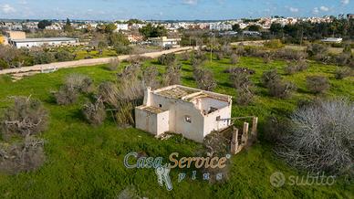 Terreno Edificabile di ha 2,4 con Rudere ad Alezio