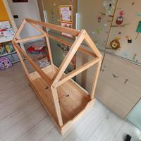 lettino casetta in legno