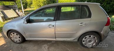 Volkswagen Golf V