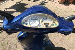 Vespa ET4 125