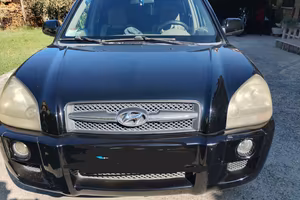 Hyundai tucson 1A serie 2.0 con impianto GPL