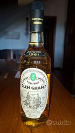 Bottiglia Wiski glen grant distillato 1981