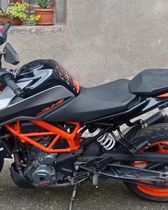 Ktm duke 390