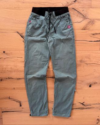 Pantalone E9 arrampicata boulder outdoor gorpcore