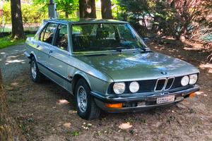 BMW 518