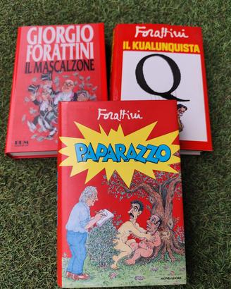 Tris di libri di Forattini 