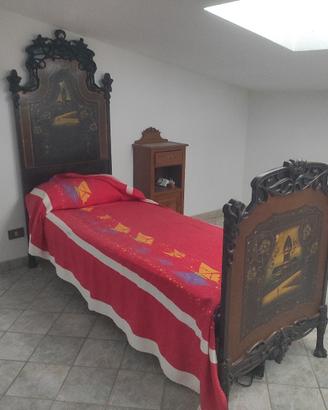 LETTO ANTICO IN FERRO BATTUTO 