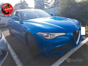 Alfa Romeo Giulia 2.2TD 136 CV AT8 Super BLU MISAN