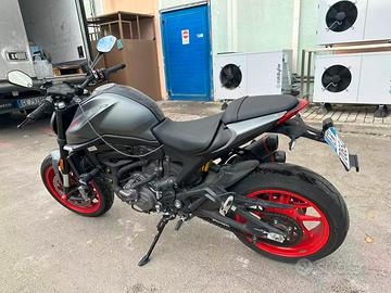 vendere un ducati monster 937+