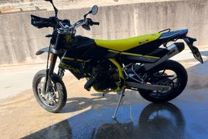 SM125R MY2024 originale come nuova