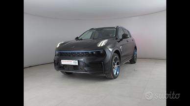 Lynk & Co 01 - 01 1.5 td phev auto