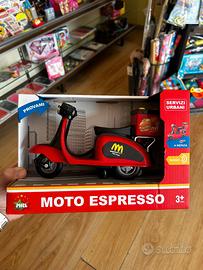 Vespa McDonald's a inerzia con luci, suoni e molto