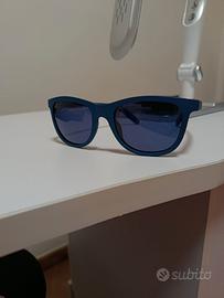 occhiali da sole 