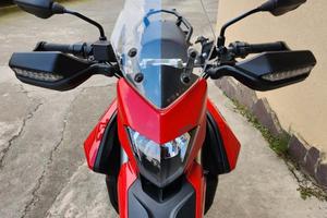 Ducati hyperstrada 939