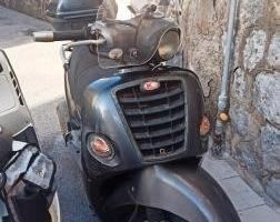 Kymco People 250i - 1981