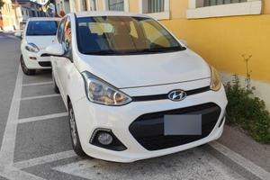 Autovettura i10