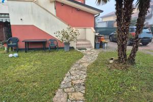 Casa a Polverara con ampio giardino