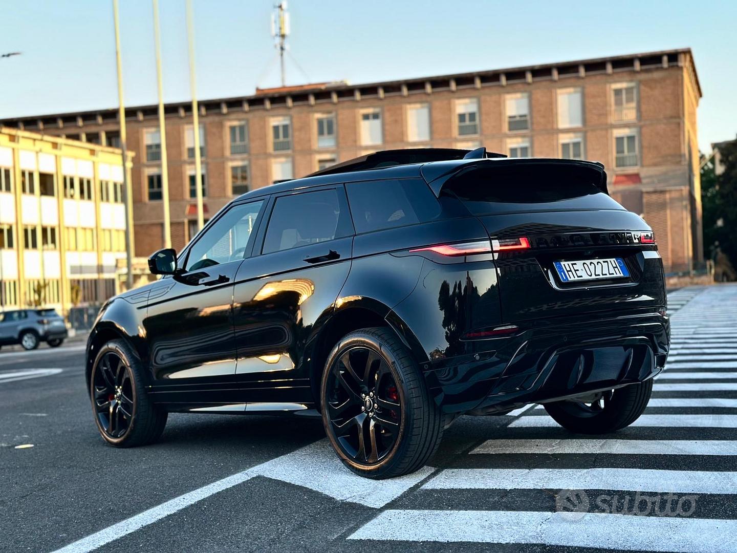 Land Rover Range Rover Evoque 2025 photo 3