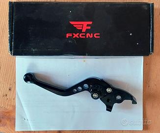 Manopola frizione e freno per motocicletta.