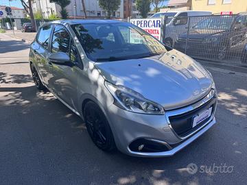 Peugeot 208 1.2 benzina neopaten garanzia 12 mesi