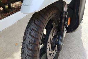 scooter Yamaha xenter 125   08/2020