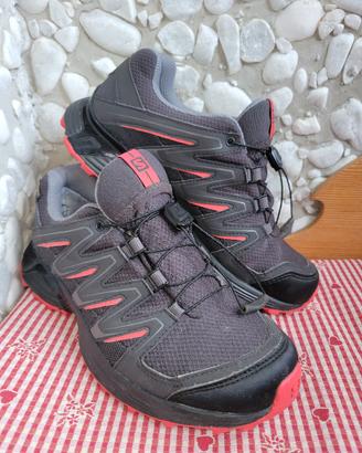 Salomon Goretex 36