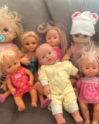 Bambole vario genere