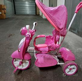 Triciclo rosa 