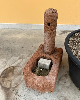 FONTANA DA GIARDINO IN MARMO ROSSO ASIAGO