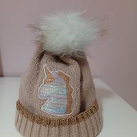 capellino rosa con disegno unicorno, marca Name it