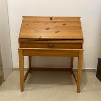 Scrittoio ikea in legno