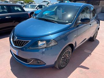 LANCIA YPSILON 1.0 IBRIDA 70CV