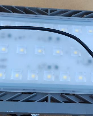 faro led da esterno 
