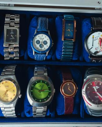 set di 12 orologi 