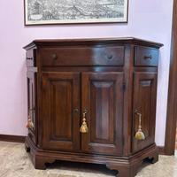 Credenza in legno massello