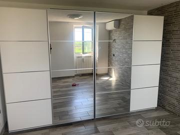ARMADIO IKEA PAX 3 METRI – 4 ANTE – SPECCHIO