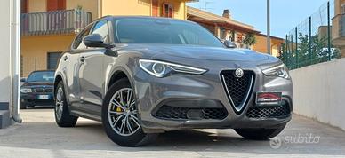 Alfa Romeo Stelvio 2.2 Turbodiesel 160 CV AT8 RWD 