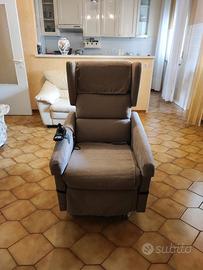 poltrona motorizzata mondo relax come nuova