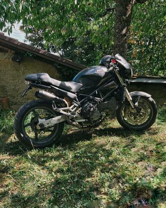 Ducati Monster S4 916