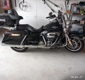 Harley-Davidson Road King C.V.O. - 2022