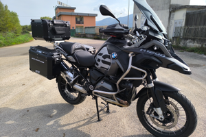 Bmw r1200 gs adventure triple black