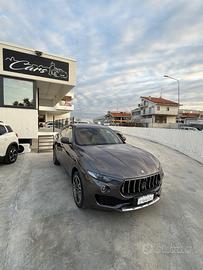 Maserati Levante V6 Diesel 275 CV AWD