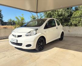 TOYOTA Aygo 1.0 12V VVT-i 3 porte Deep Ocean Con