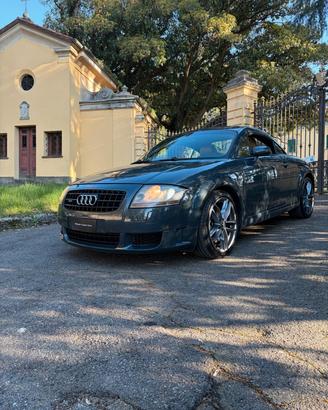 Audi TT 3.2 V6 quattro Book Service Tagliandi Cert