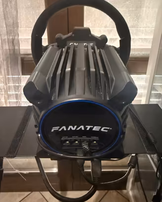 Fanatec base ClubSport DD+ (18 Nm) + Pedaliera V3