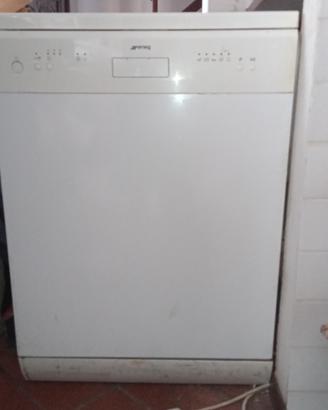 lavastoviglie SMEG LVS1251 B usata