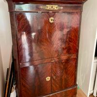 Mobile Segretario Antico